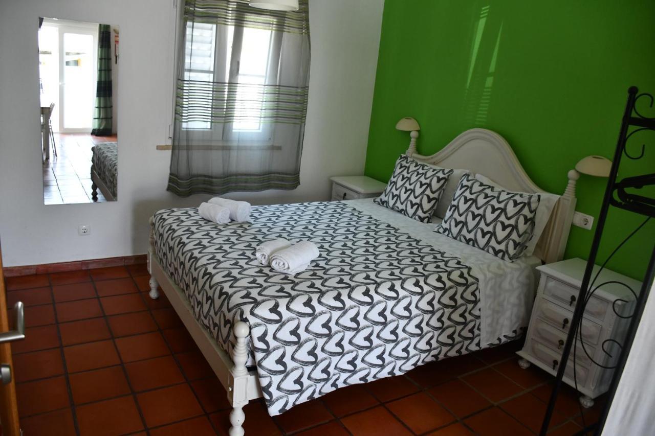 Alojamentos Vitinho - Vila Nova Milfontes Vila Nova de Milfontes Bagian luar foto